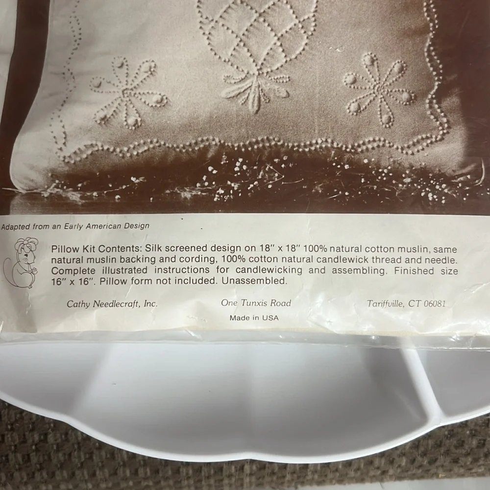 Vintage Cathy Needlework Candlewickery Pineapple Welcome Pillow‎ Kit 16” x 16”